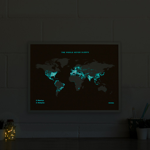 Korková mapa světa L bílá svítící