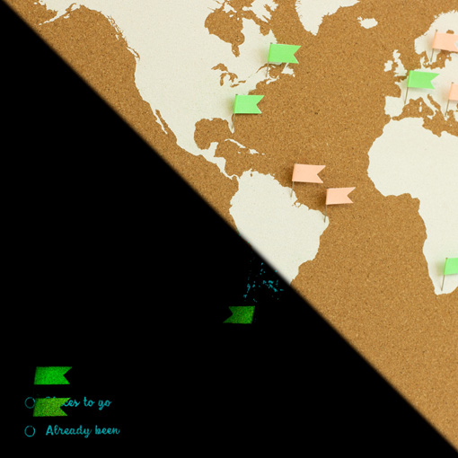 Korková mapa světa L bílá svítící